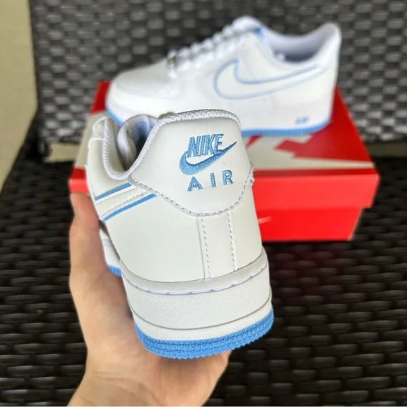 NIKE AIR FORCE 1 '07 WHITE UNIVERSITY BLUE Size 7 - Picture 3 of 5